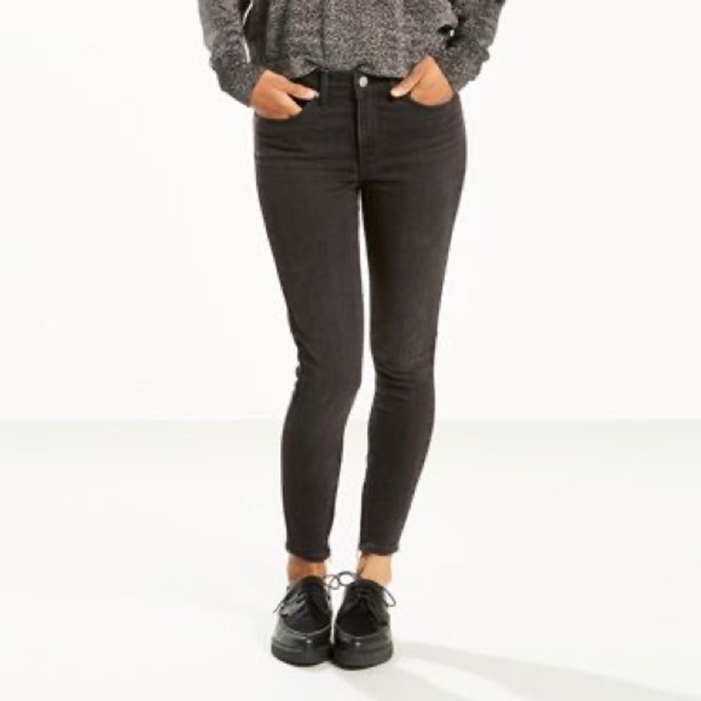 Levi’s 311 Shaping Zipper Skinny Jeans